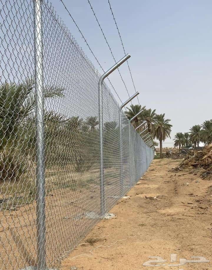 Installation of farm fences in Al-Jalah, Al-Mazahimiah, Nisah, Rumah64225451408129110