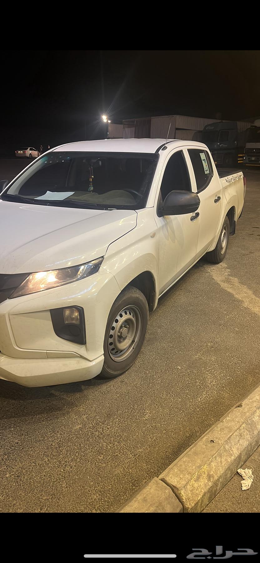 سياره ونيت غمارتين متجه إلى الجنوب64217648627073110