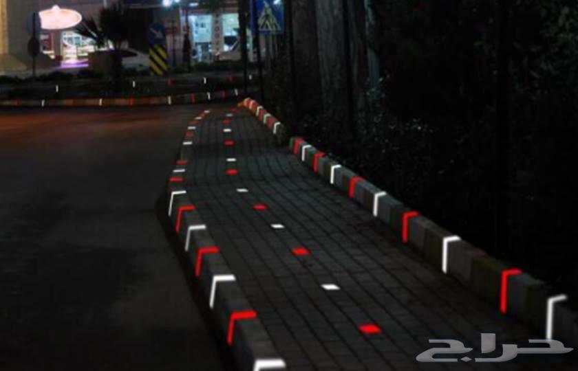 فواصل قواطع وانترلوك وبلدورات مضيئة64225272976386112