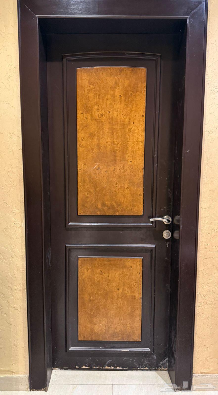 نجار أبواب فك وصيانه عامه ودواليب واثاث بشمال الرياض64216705986305112