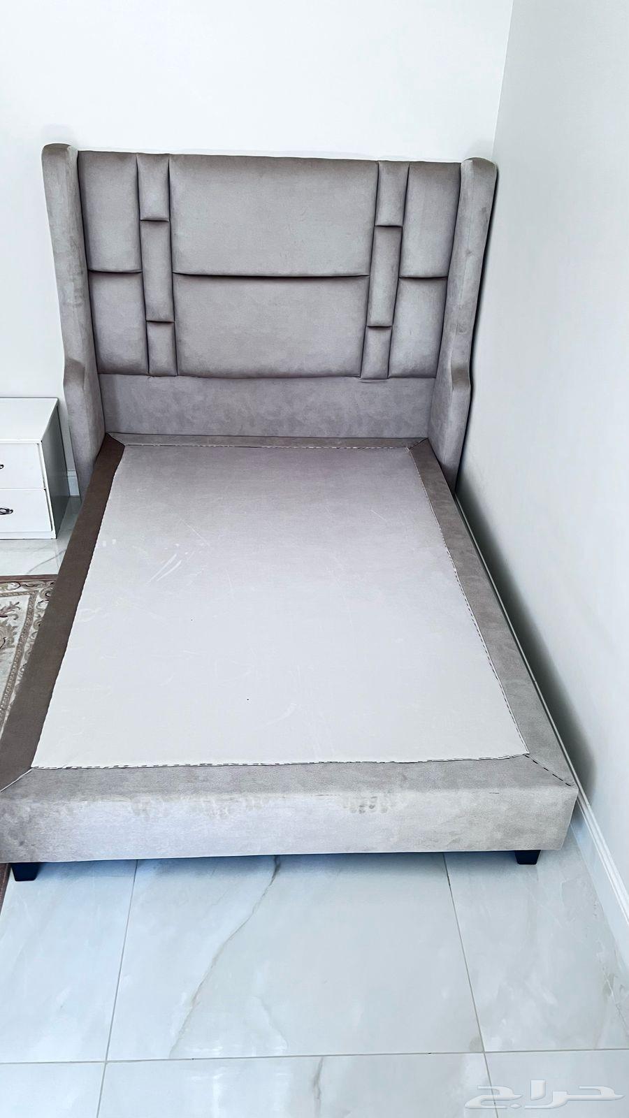 All sizes beds and custom-made with high quality and competitive prices64217412670850112