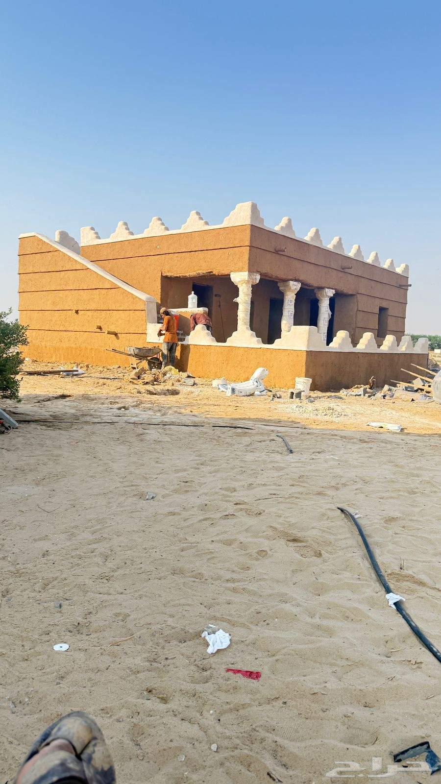 مقاول مباني تراث طين وحجر بيوات طين بناء لبن وعروق64225270821251111