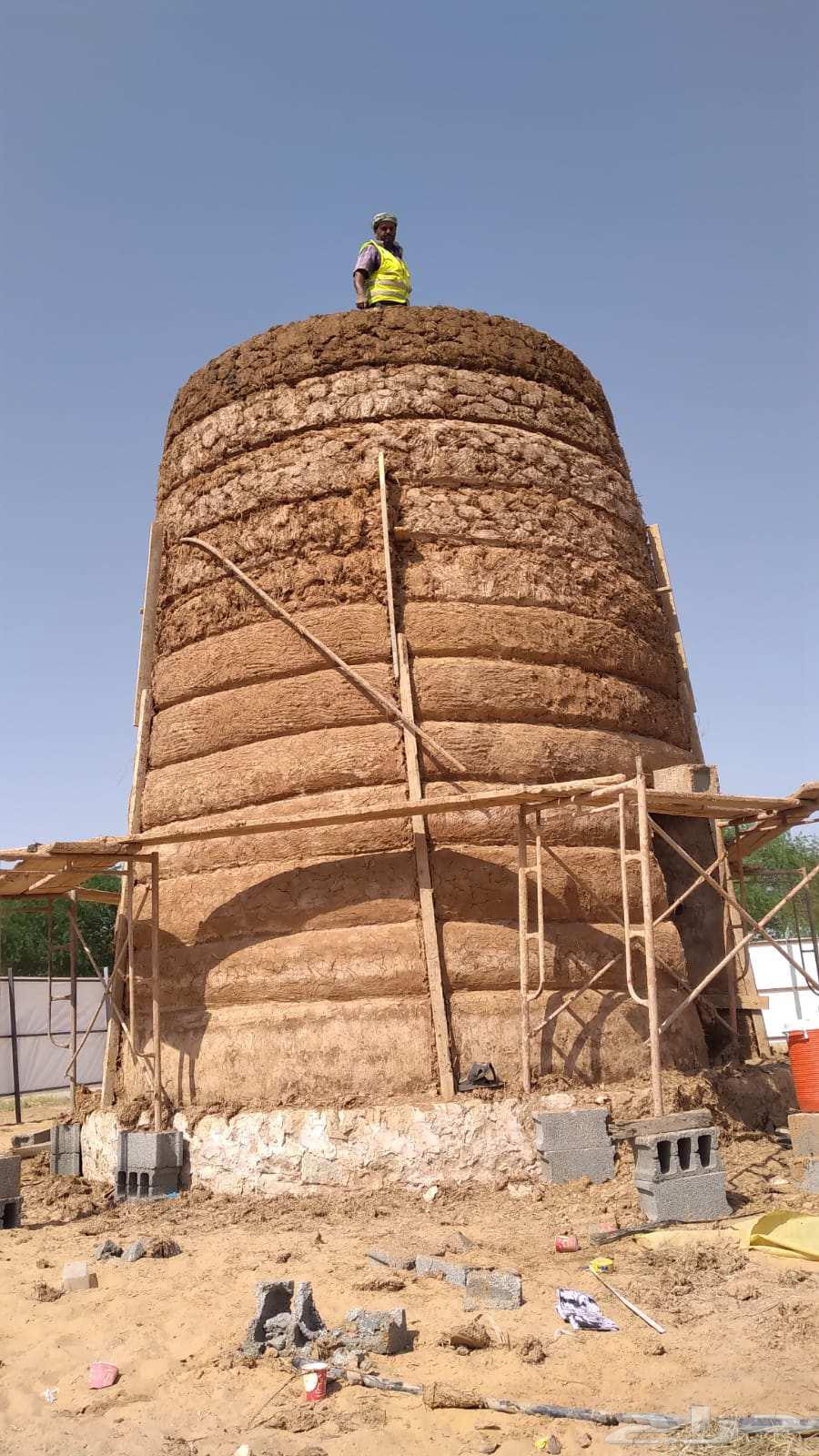 مقاول مباني تراث طين وحجر بيوات طين بناء لبن وعروق64225270821251112