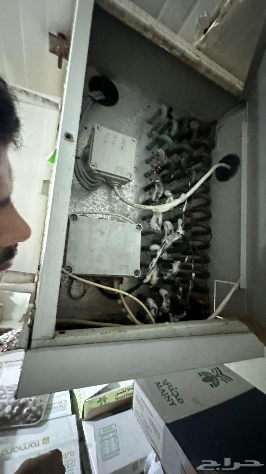 صيانة غرف تبريد وتجميد ومكيفات مركزية64218305615491114