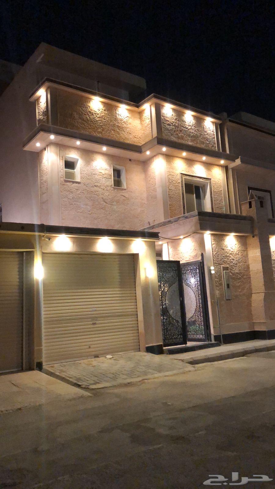 فيلا للبيع حي المهدية64225263254530110