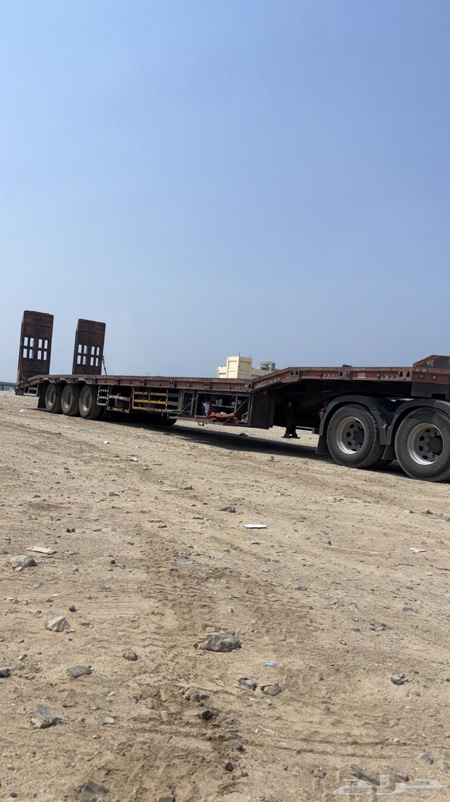 لوبدمتواجدفي المدينة المنورة الحناكية لنقل المعدات والسيارا64226271261059110