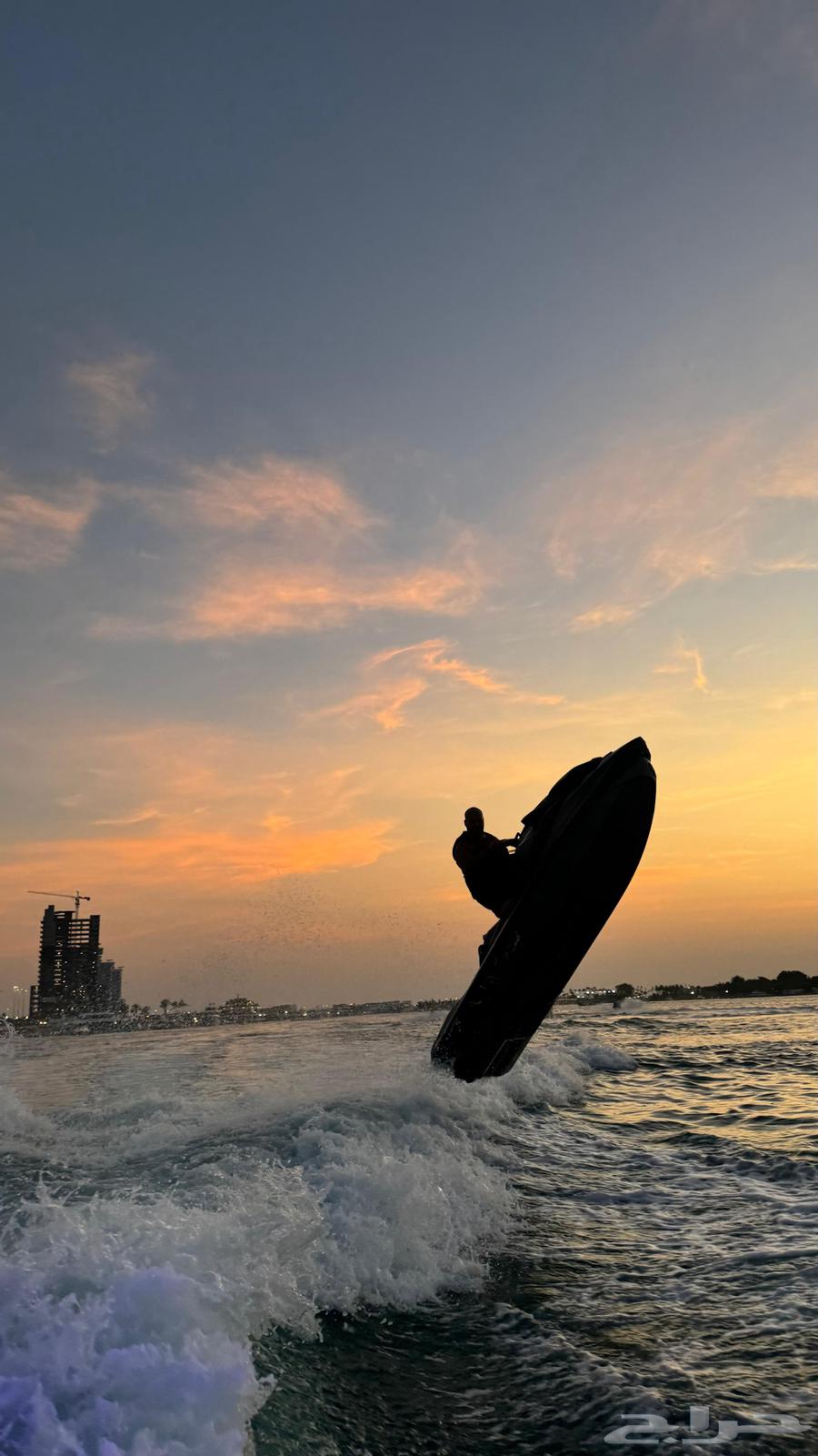 عرض رحلات خور ابحر نصف ساعه ب200 ريال وساعه ب35064228272547073110