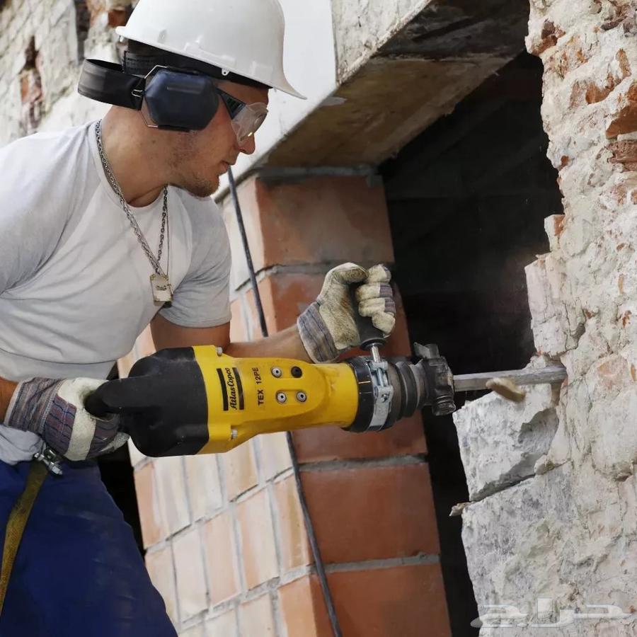 Tile breaking, drilling, concrete demolition, bocat, demolition contractor, sandblasting64229180823810110