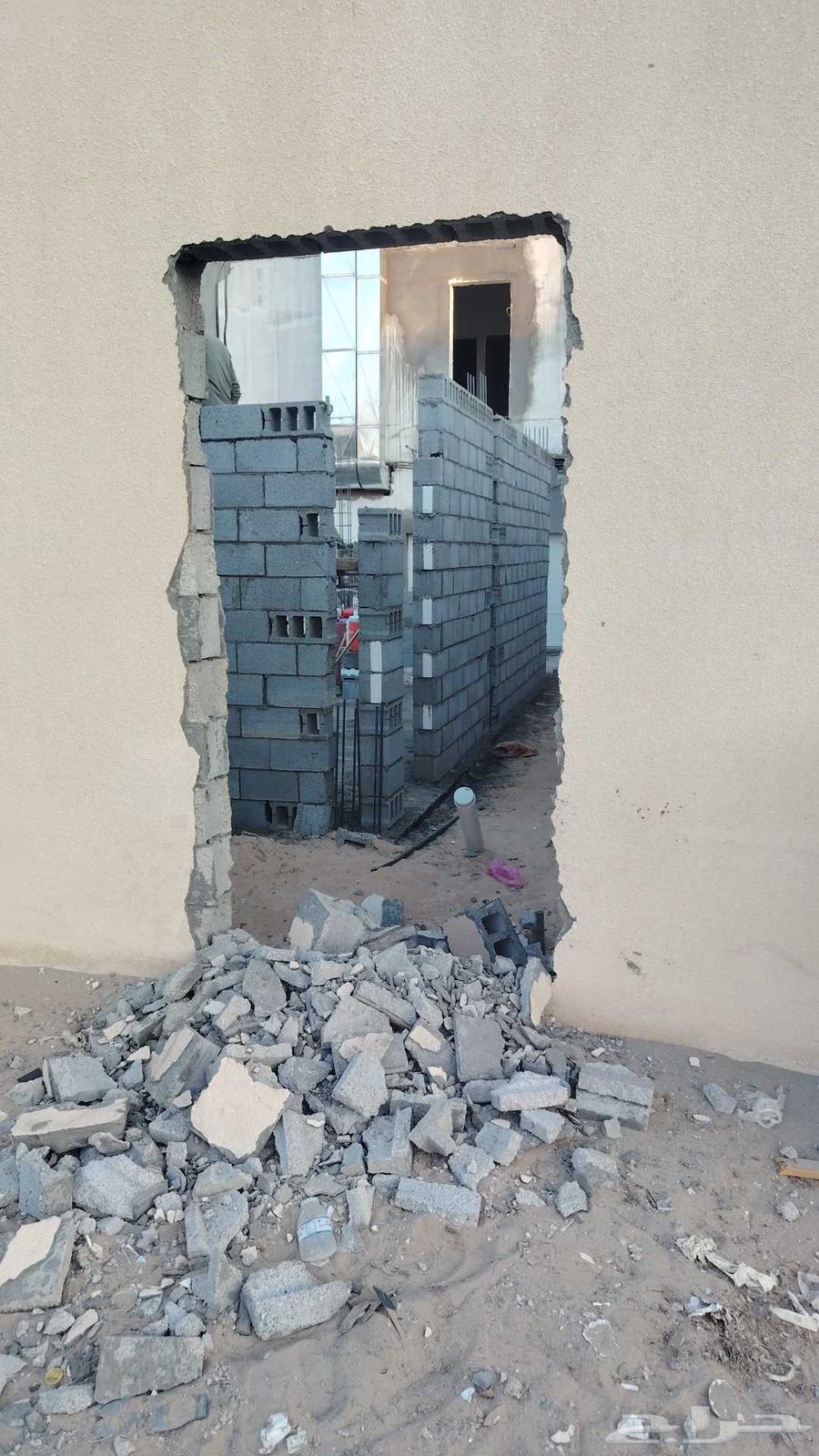 Cutting asphalt walls, sanding rough exterior concrete, sealing openings, breaking cores64229017417347110