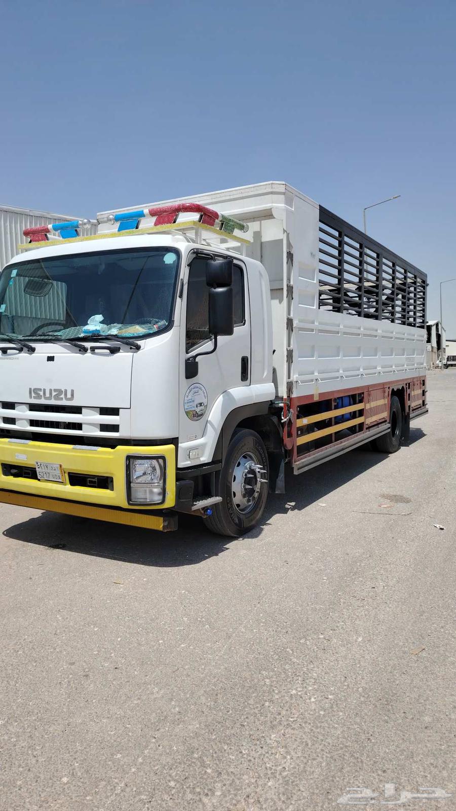 عندي لوري مشوار اي مكان64228638334338112