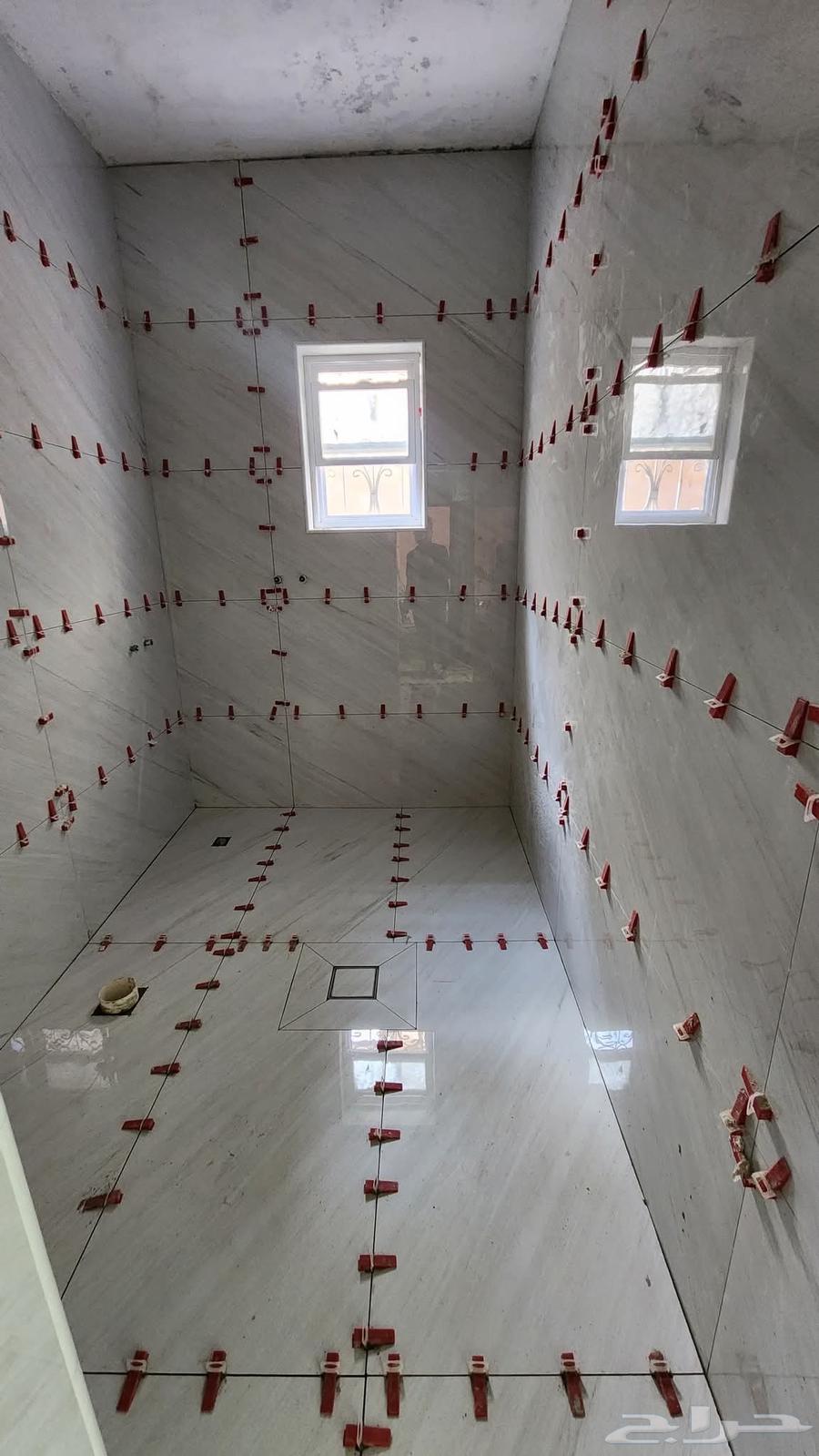 معلم تركيب بلاط و سيراميك ورخام وبديل رخام وتنسيق حديق وجميع64229556526210110