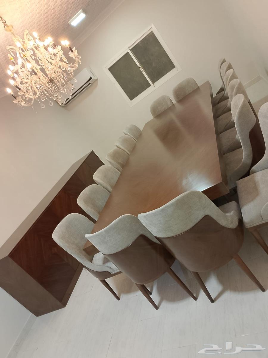 Custom Dining Tables64229384709761111