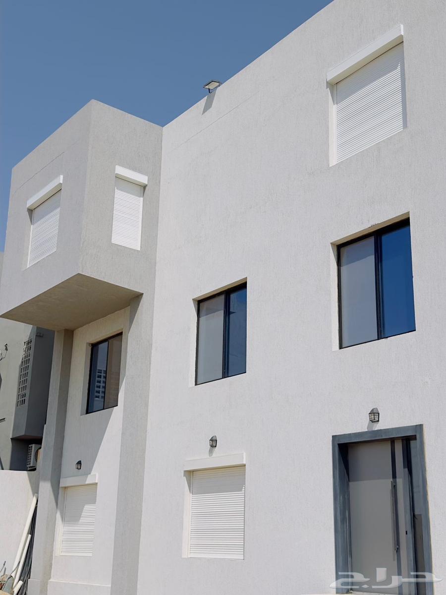 شطر نوافذ وابواب جراجات تركيب وصيانة64228273945091110