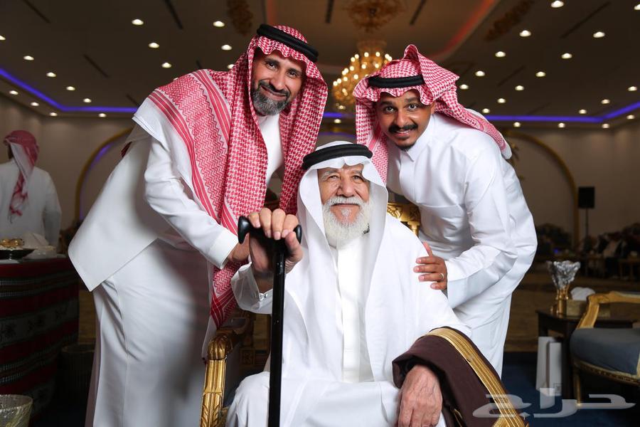 مصور زواجات وعقد قران بسعر رمزي64244506972546110