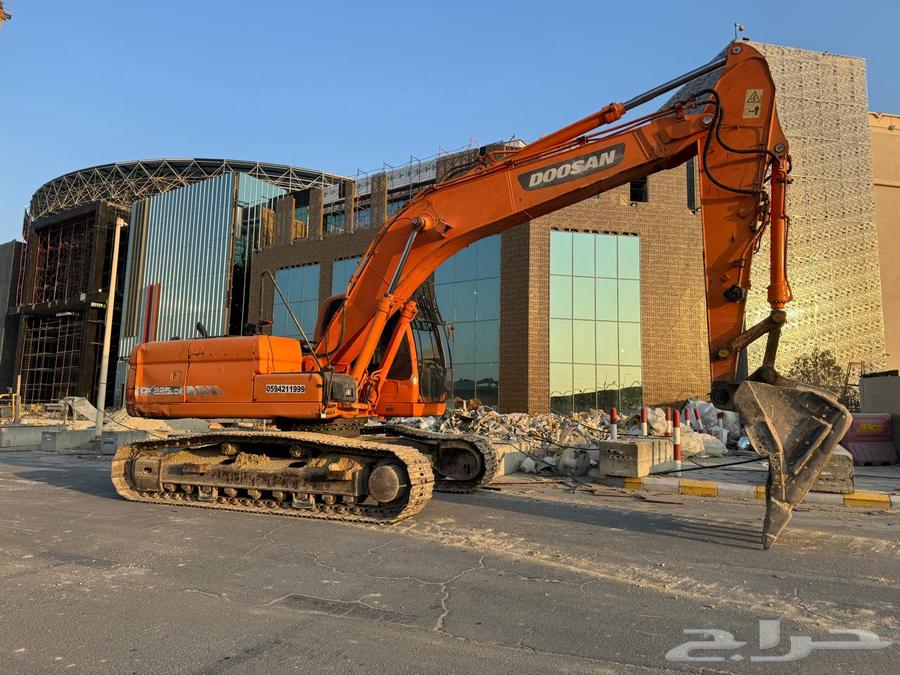 سكون الجزيرة للمقاولات حفر وتوريد وترحيل64228464860417110