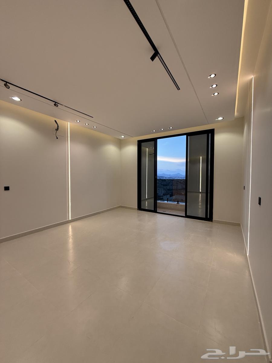 للبيع شقق علويه ببلكونه وبإطلالة رائعة ف ابها خلف المستشفي64228628137730110