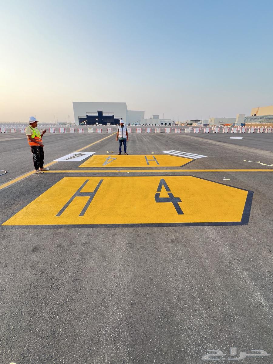 تخطيط طريق و مطارRoad and airport Markings64225858355331114