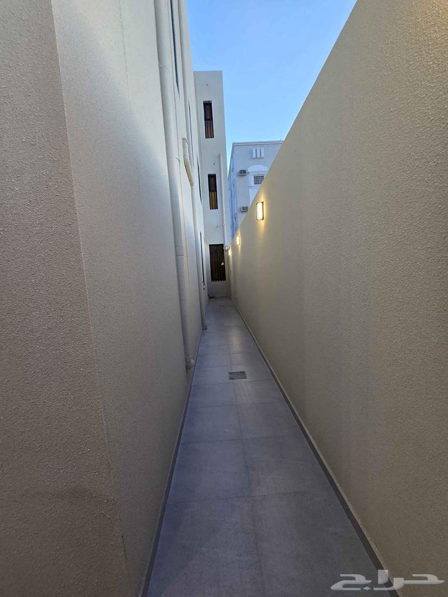 للبيع شقق كامل خدمات 500 الف64228627625218113