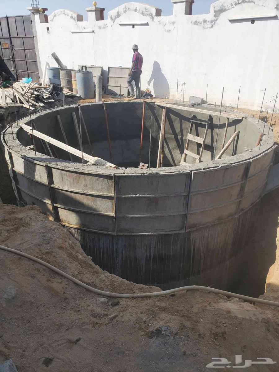 Tank specialist in all shapes and different sizes, sanitary drainage, and animal pens64239967008641113