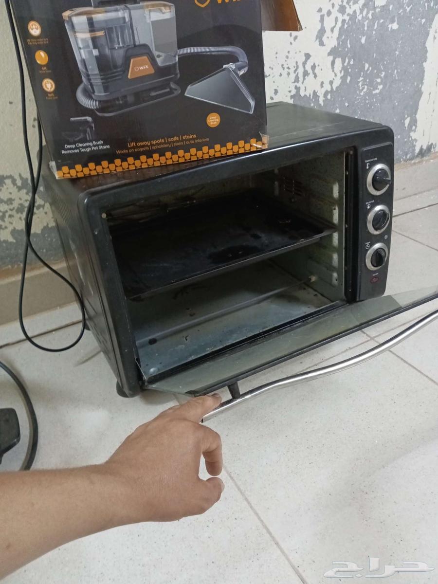 For sale, a little with a bakery, including a cleaning right for sofas and carpets in Al-Ahsa64240145810435113