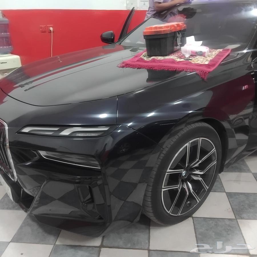 Repairing glass cracks and polishing windshields using the latest technologies64228274409731112