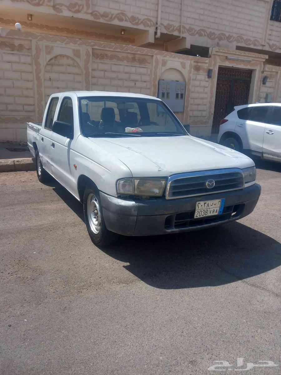 Van for transporting goods64226081293057110