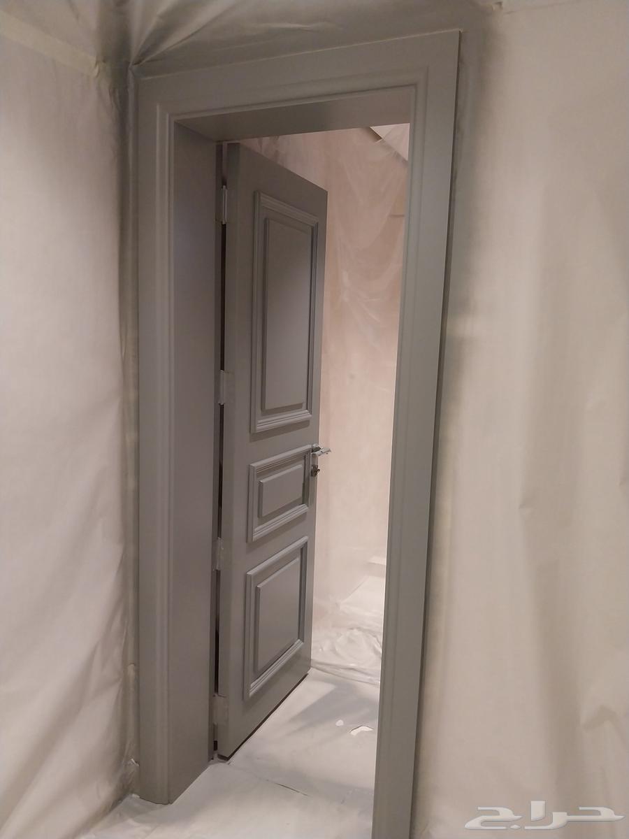 دهان أبواب رمادي64229383656962112