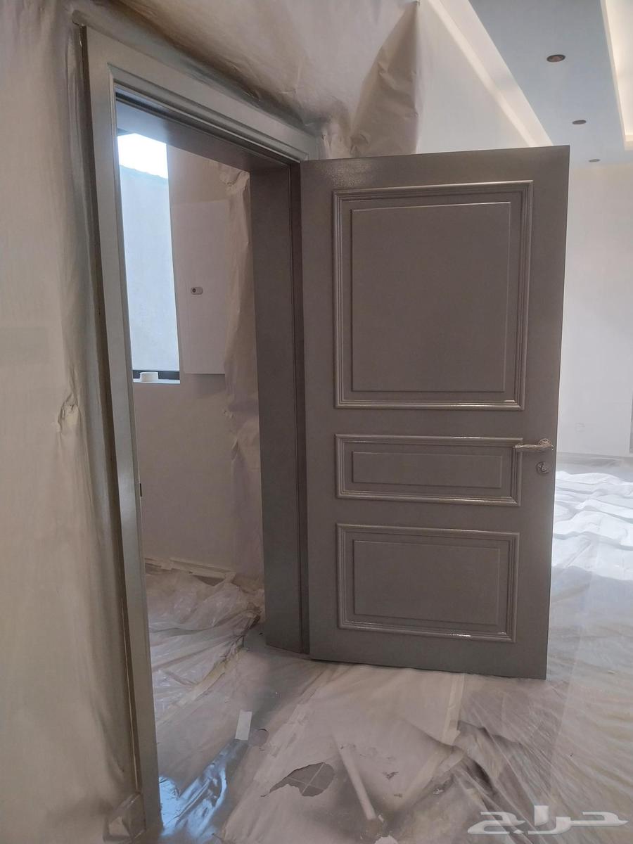دهان أبواب رمادي64229383656962113