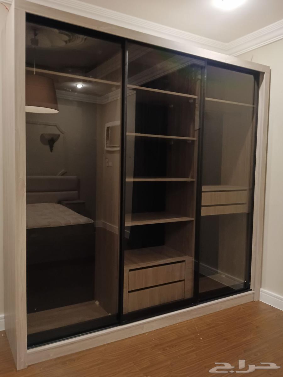 نجار فك وتركيب دولاب وغرفة النوم والمطابخ المنيوم64229384894083111