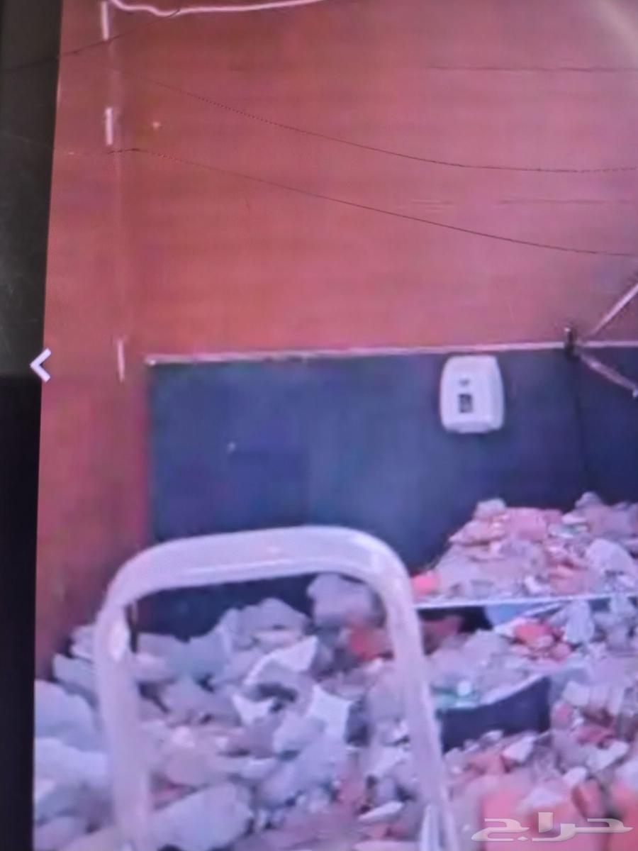 Breaking and removing plaster64229383789315113