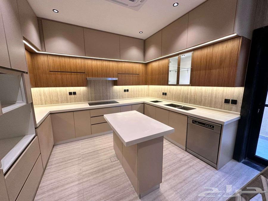 فني المنيوم وديكورات داخليه وخارجيه64229016065409110