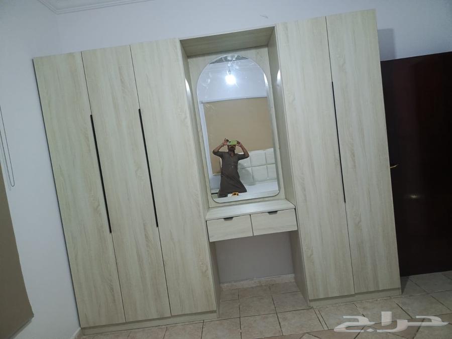 Modern bedroom customization by design and dimensions64239969799427111