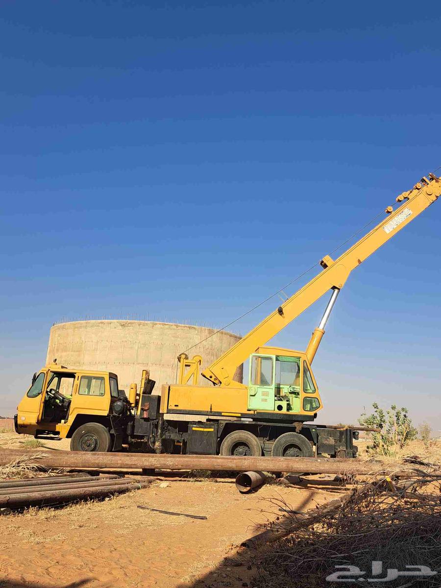 Crane for rent, installation and removal of submersibles64226271409027110