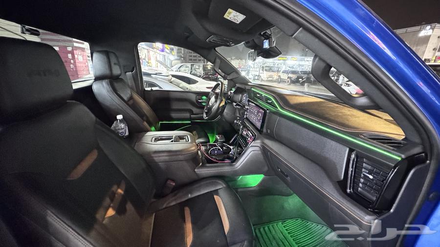 تركيب لد داخلي على جمس سيرا 202364226079152386113