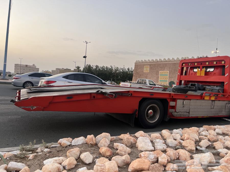 Flatbed with 24-hour service64229385595649110