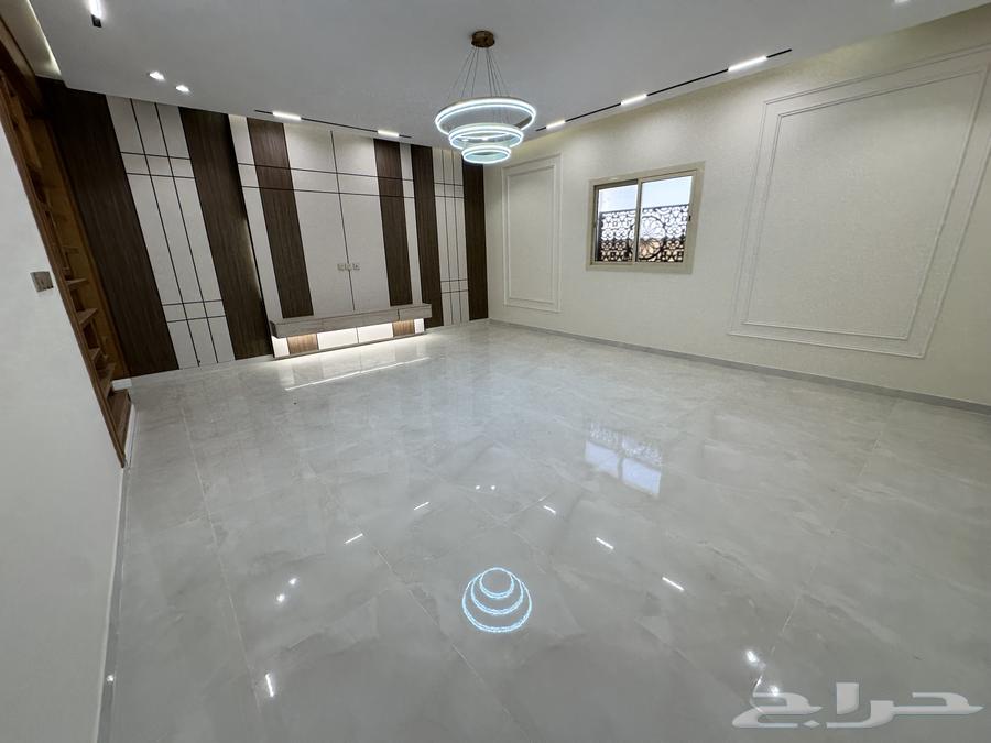 شقه دور ثاني للبيع وسيعه مصعد راكب مطبخ راكب64228458337923111