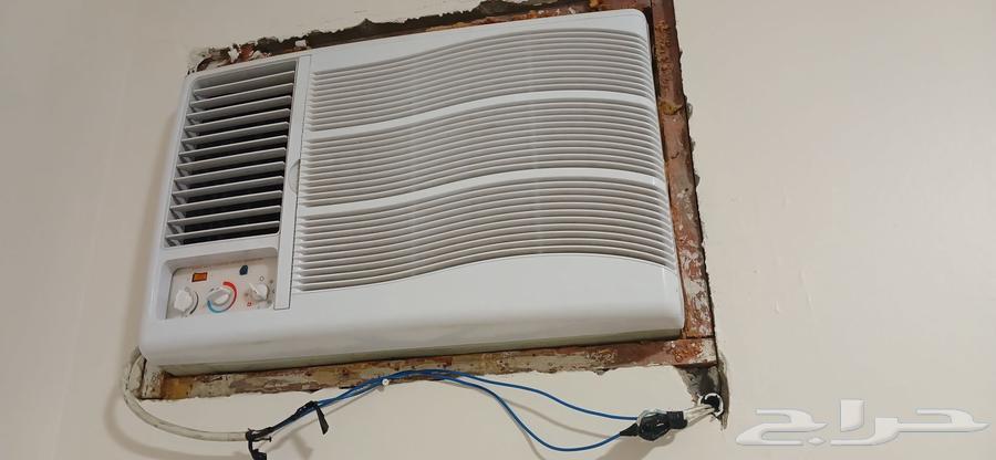 Window air conditioners, only 3 months of clean use64226271179777111