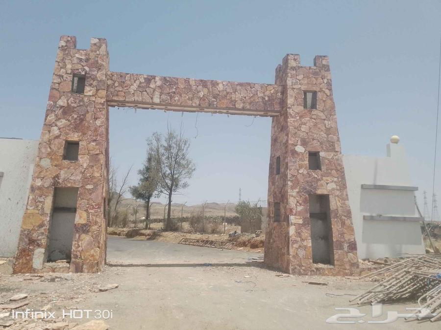 لتلبيس الحجر وبناها رباريب وشغل بلمعده64228636262530112