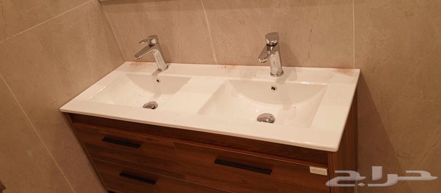 Plumber and electrician for installation, maintenance, and all plumbing and electrical work64229180693633111