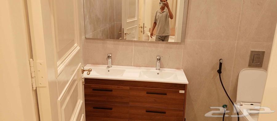 Plumber and electrician for installation, maintenance, and all plumbing and electrical work64229180693633110