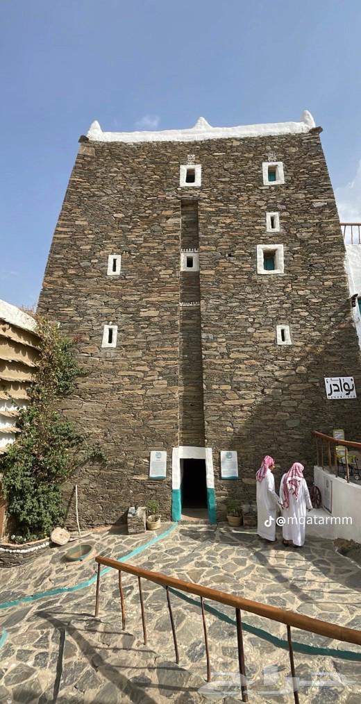 اعمال بيوت قديمه وتجديدها نعمل في انحاء المملكة64240147257601110