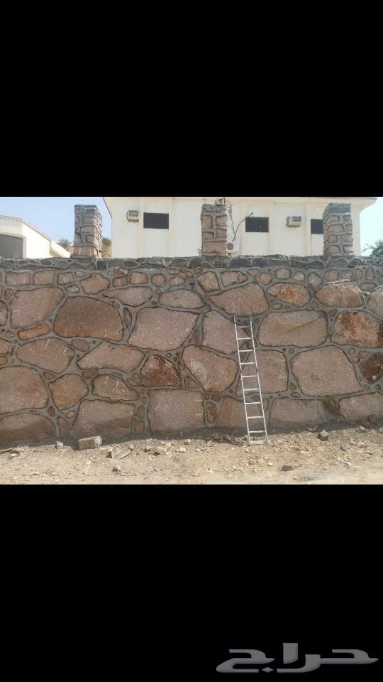 بكلين لقص ألاراضي وتكسيرالصخور.وبناءالحجر64228274835330110