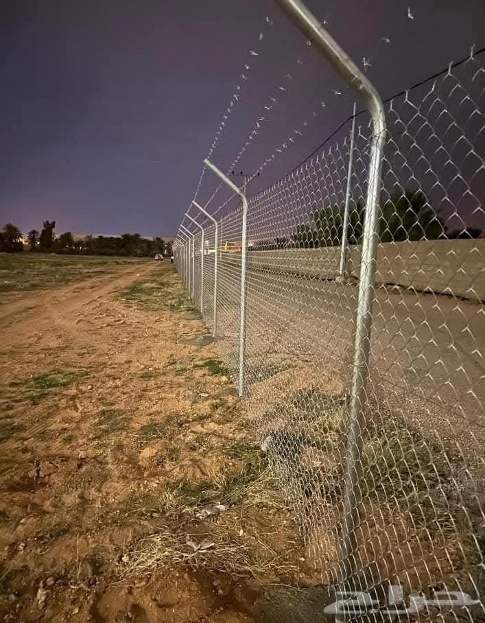 Fencing contractor with all specifications and reasonable prices64240145644801112