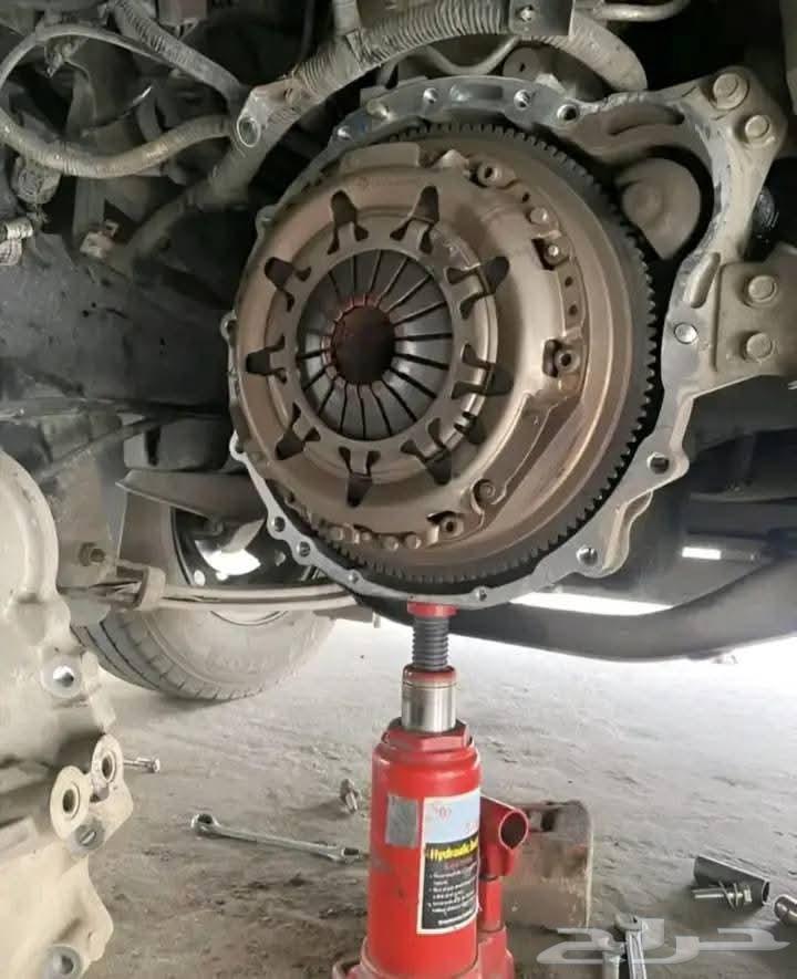 ميكانيكي سيارات وصيانة سيارات بالمدينة بكل خبره64239967660035110