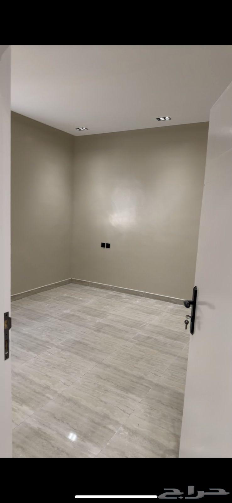 شقة للايجار حي القيروان64228627467138112