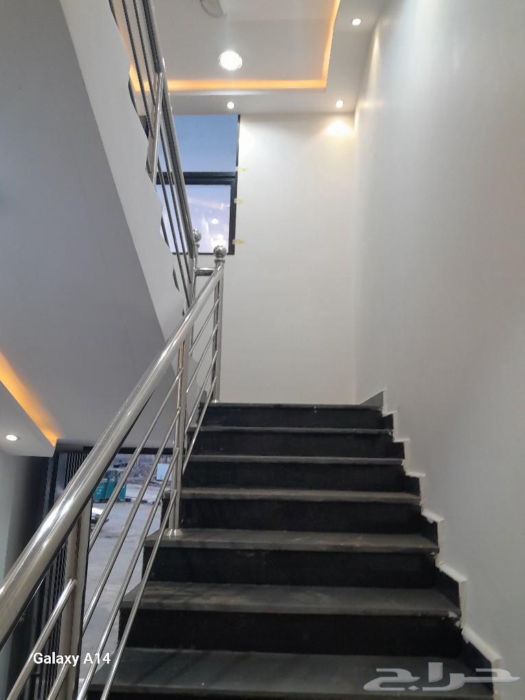 Apartment for sale, second floor, with working elevator, ready 6 rooms from 500 thousand, Al Qurtaiba neighborhood64239752454529112