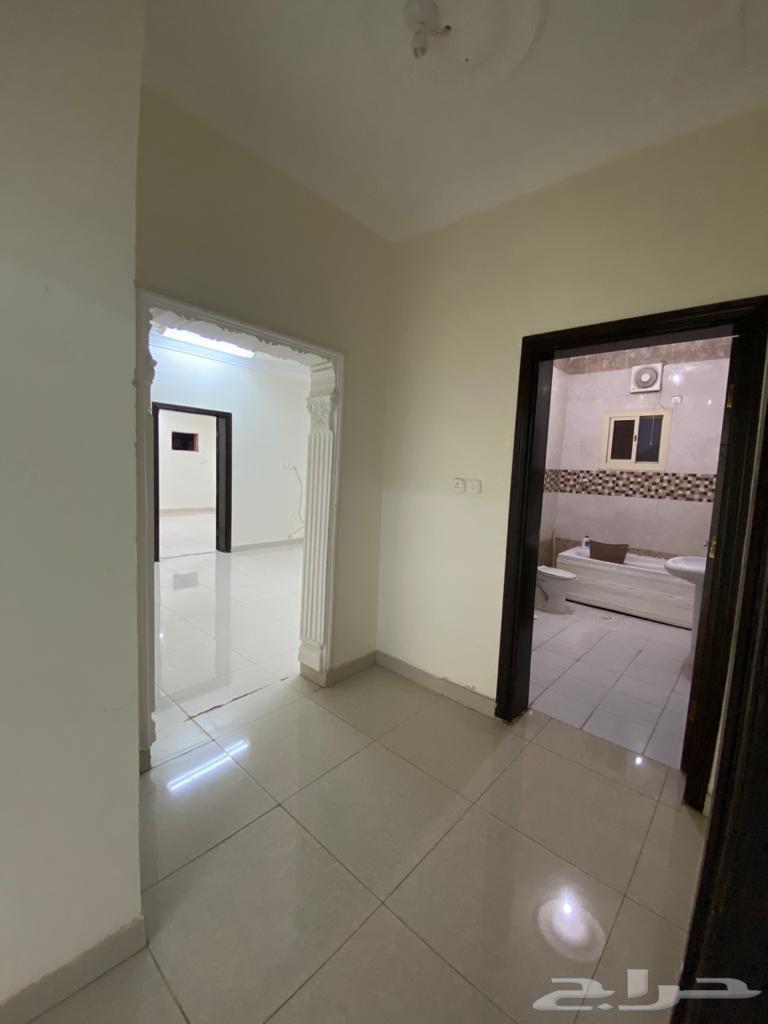 شقة للايجار حي شوران64239752097027111