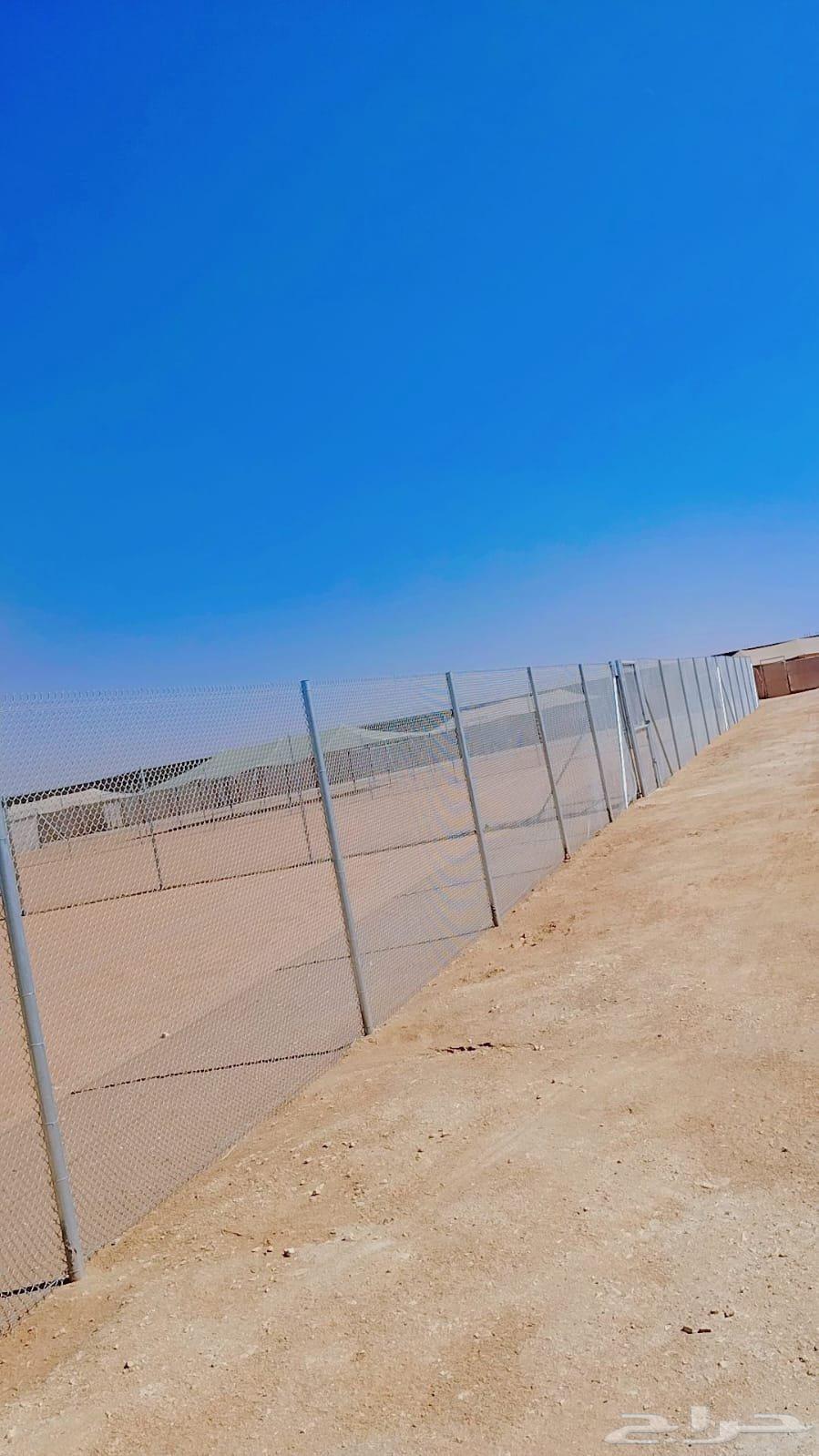 Fencing contractor with all specifications and reasonable prices64240145644801110