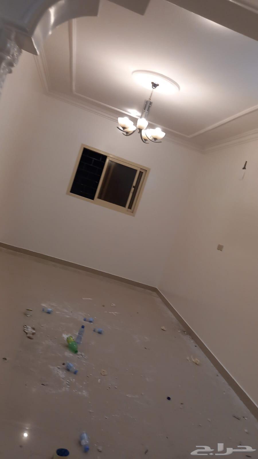 للايجار شقة علوية مستقله بحي النفل64239752255746113