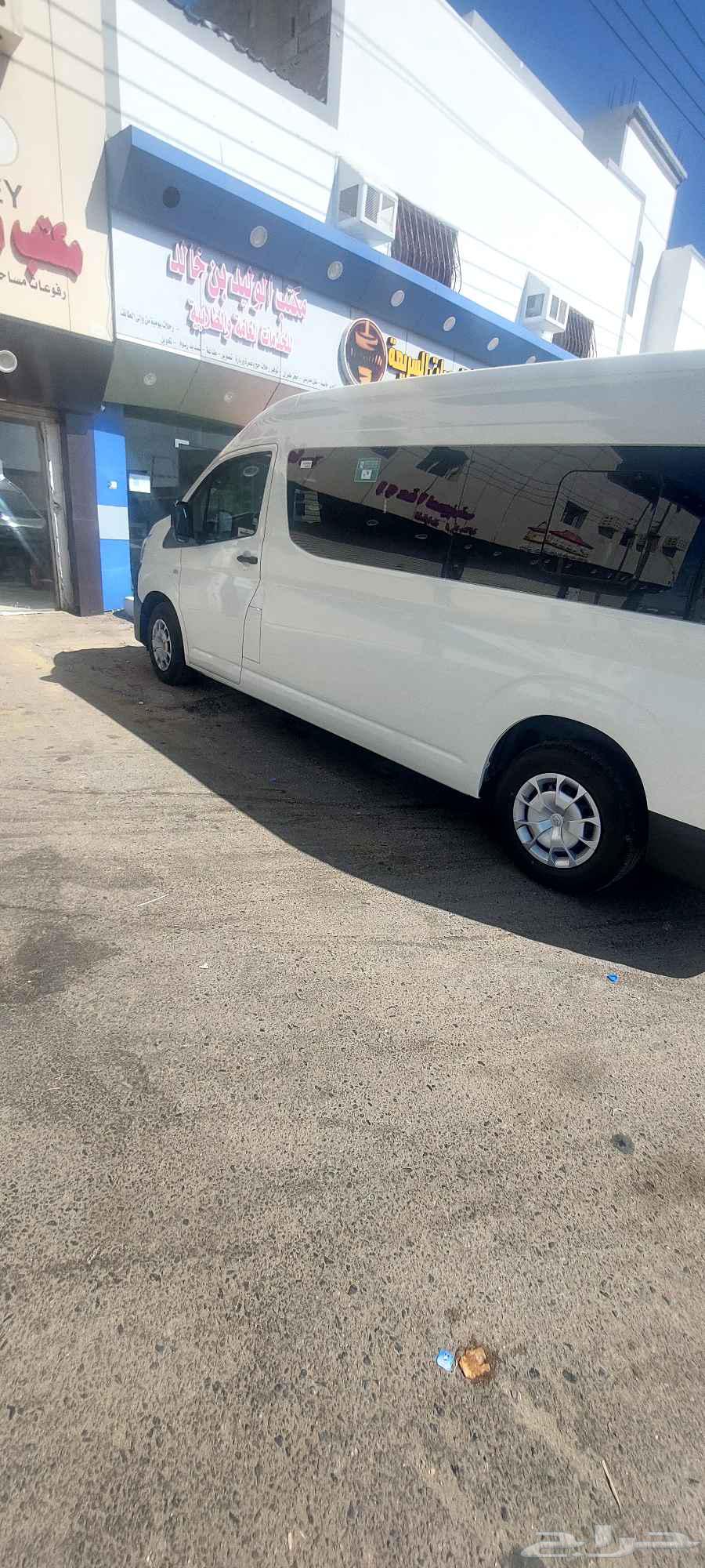 باص تيوتا موديل 2025 للايجار بسائق64229383878785111